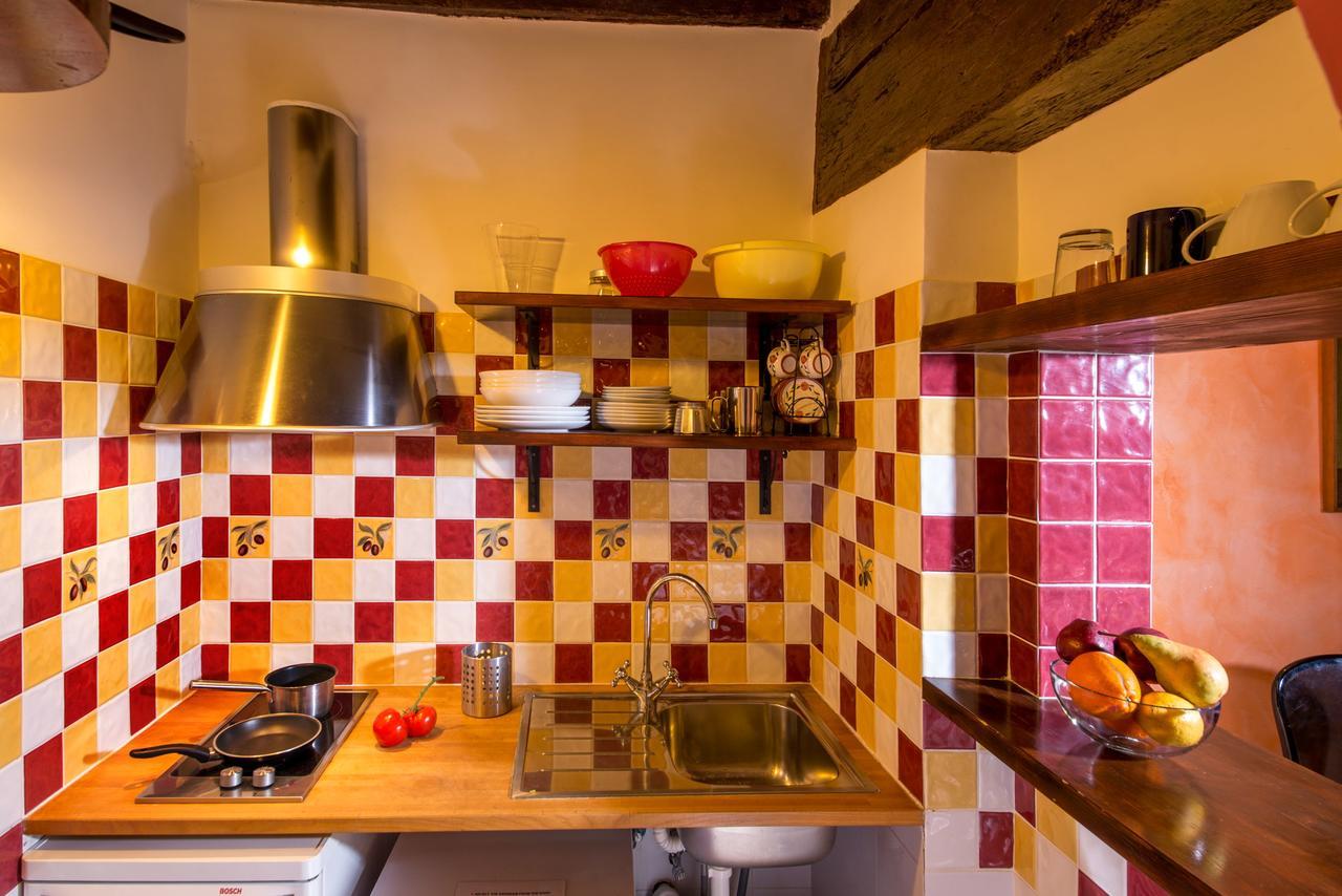 Studio Vicolo De Renzi Trastevere Rome Bagian luar foto